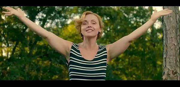  Christina Ricci in Z - The Beginning of Everything (2015)